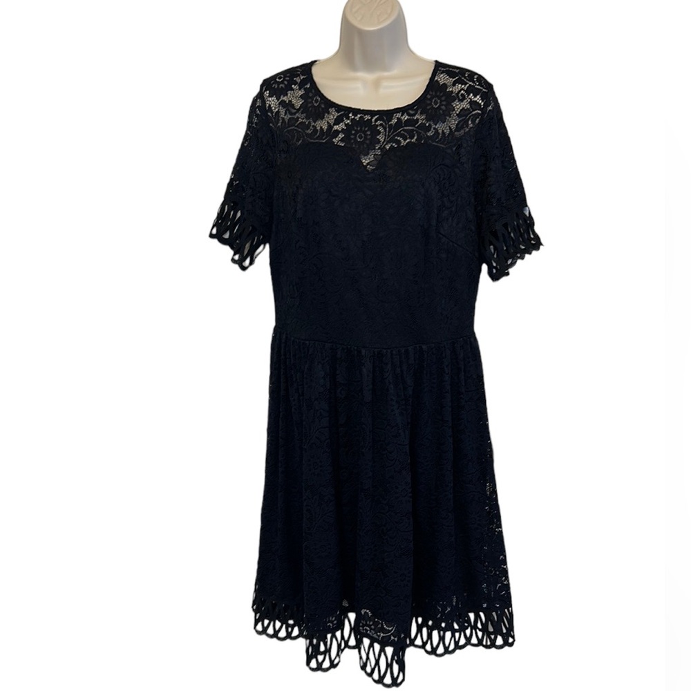 Muadress Black Lace Short Sleeve A-line Dress
